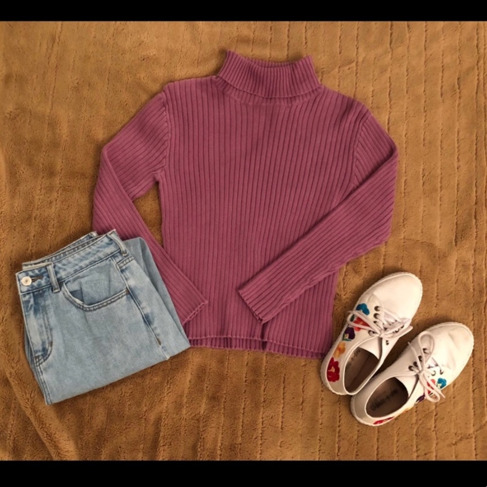 Vintage ribbed turtleneck